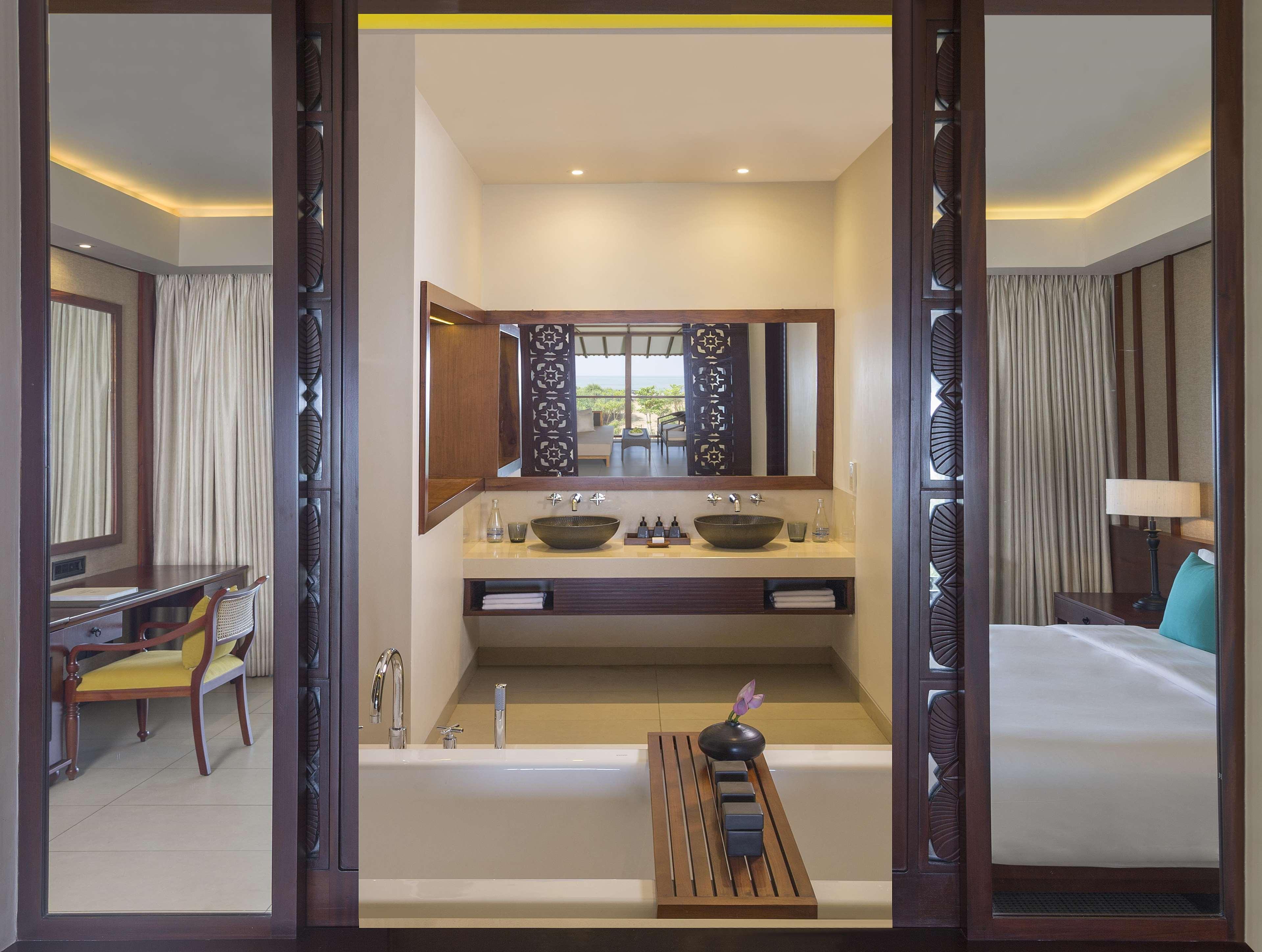 Anantara Kalutara Resort Buitenkant foto