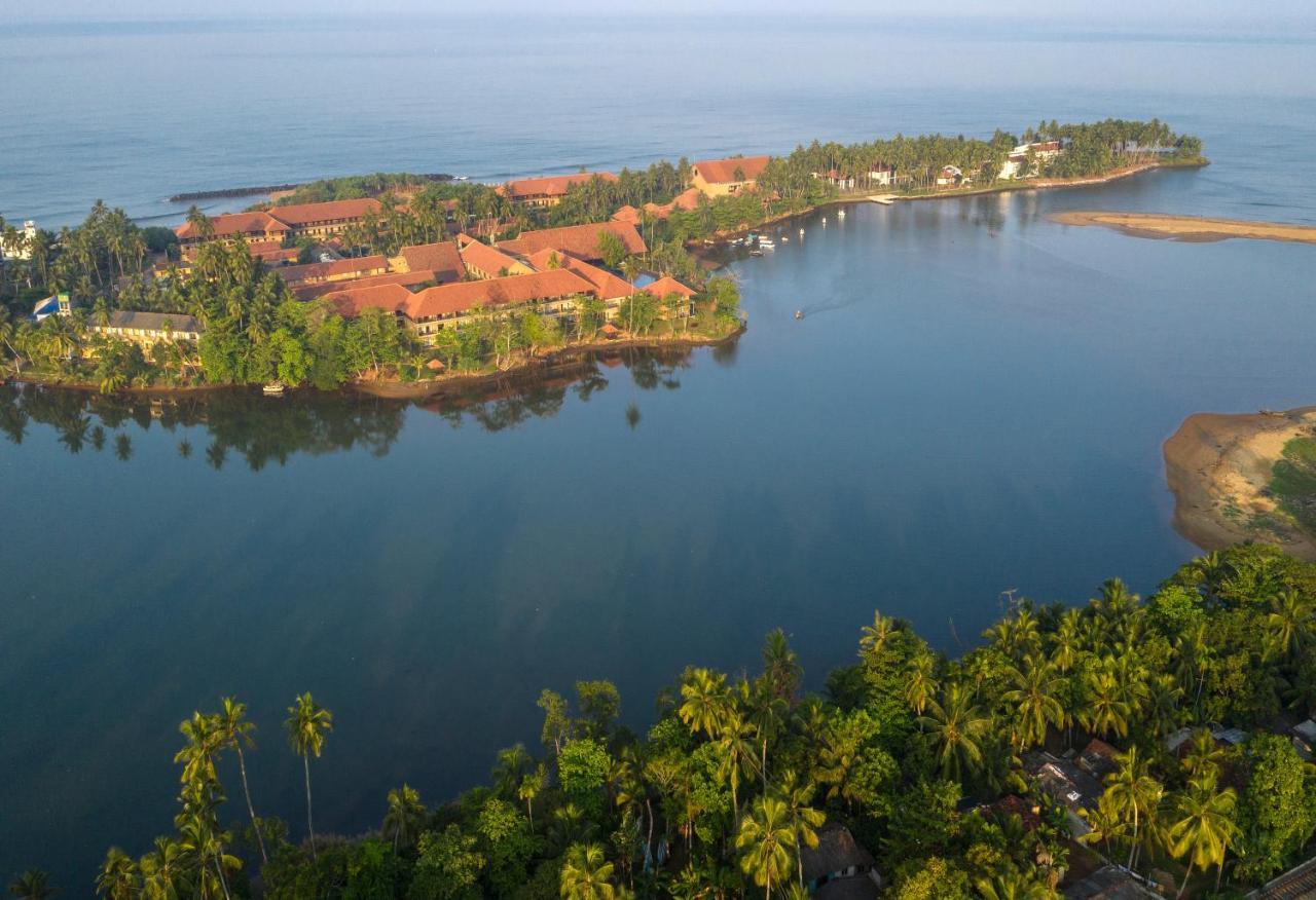 Anantara Kalutara Resort Buitenkant foto